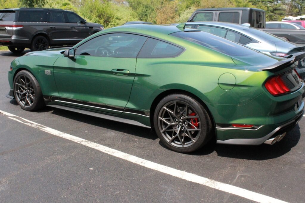 TRUSTED AND PROFESSIONAL WINDOW TINTING SERVICES AT LINE-X AUTO SPA PALM BEACH COUNTY, FL