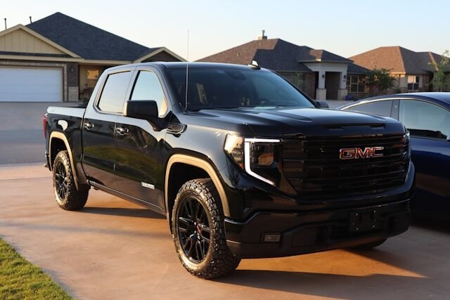 Choose Quality Window Tinting and Ceramic Coating at Line X Palm Beach